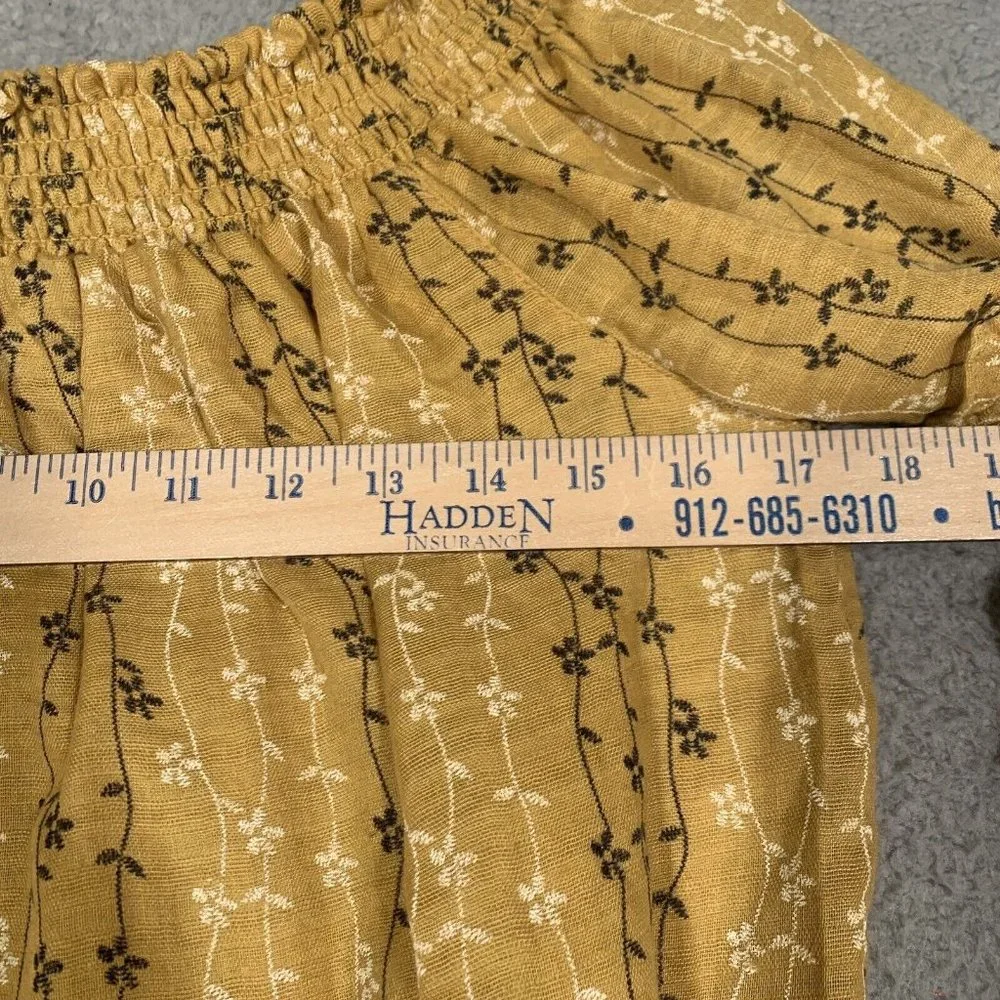 Umgee Blouse Gold Yellow Embroidered Flower‎ Vines Bell Sleeves Medium M - Picture 4 of 10